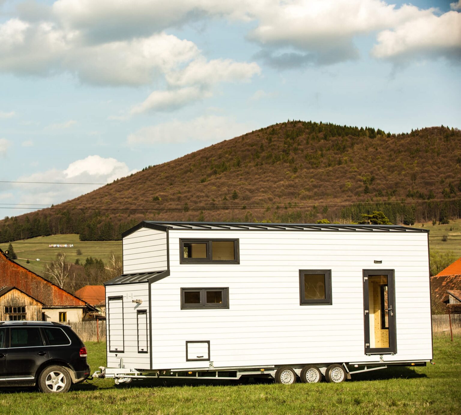 Bílý tiny house